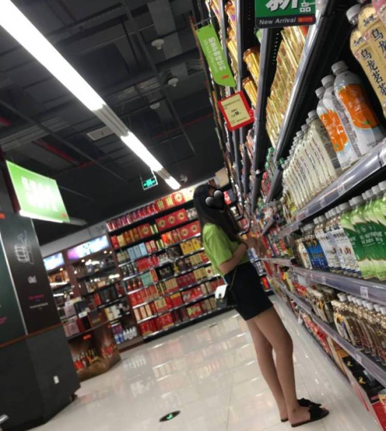 H.-广东省·深圳市·福田区-朋友圈-爱(会)拍照📷 会p图
身高160左右 体重51kg左右