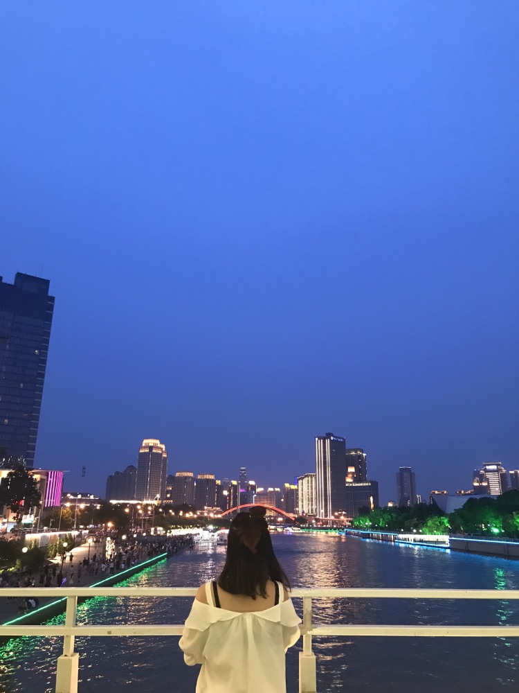 7-天津市·天津市·东丽区-微博1200-学生党一枚,业余时间充足,会拍照,努力完善P图学习中,欢迎各位大佬来砸单