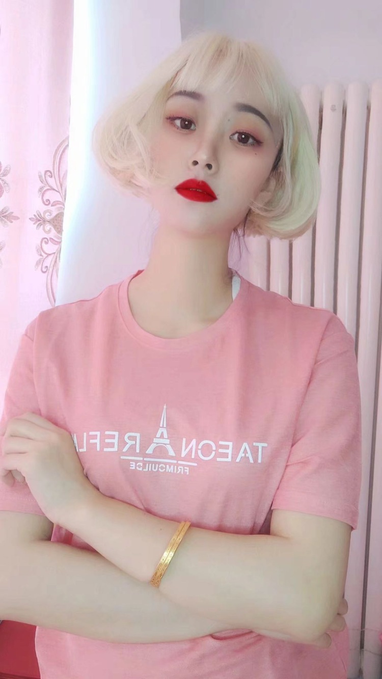 李肉肉💋-内蒙古自治区·鄂尔多斯市·东胜区-朋友圈-接寄拍,买家秀,拍买家秀视频都可以