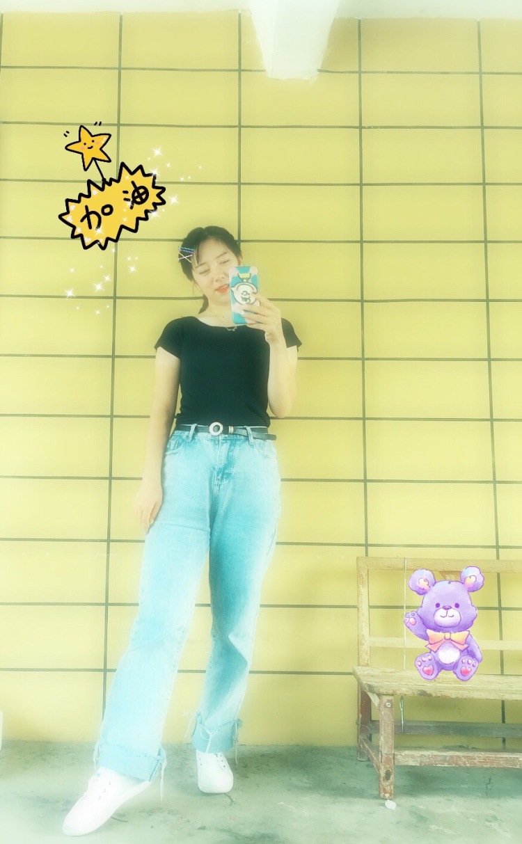 杨杨杨-陕西省·咸阳市·兴平市-抖音-本人幼师一枚，平时喜欢拍照，p图
有一个6岁儿子，可拍男童装
