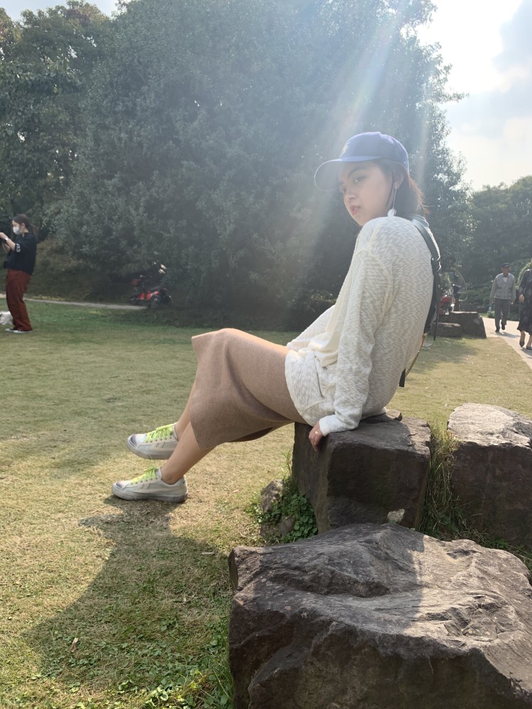 潘小潘-上海市·上海市·长宁区-微博 抖音 ***-网拍反馈 首图视频 详情图