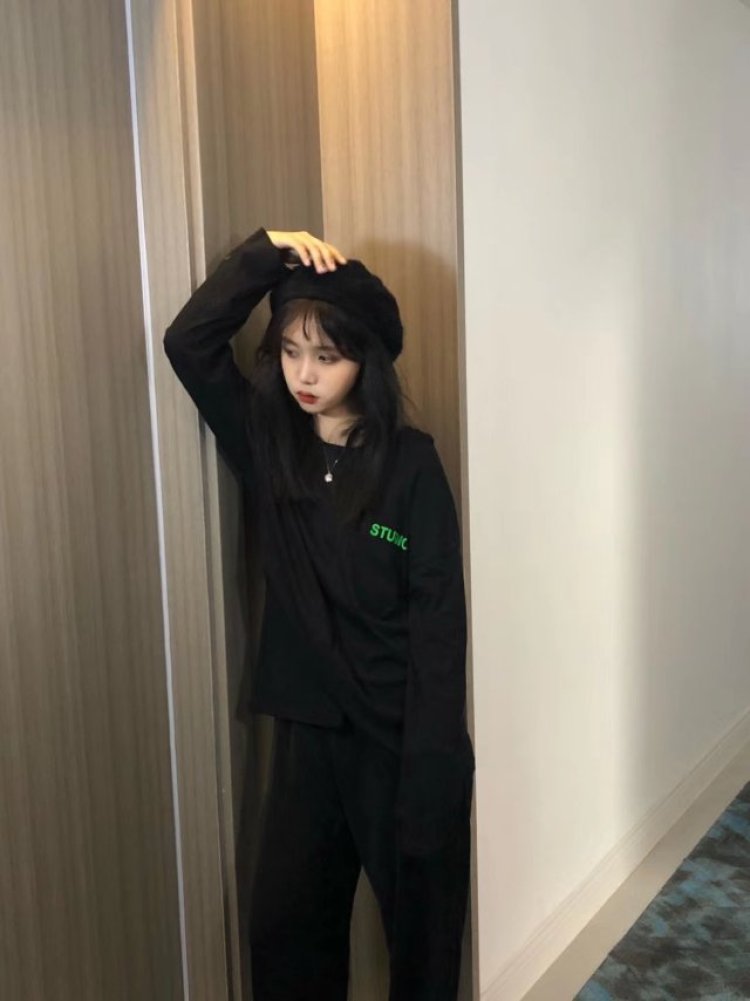 ppokjh-浙江省·金华市·义乌市-快手 -接主图 详情 以及小视频 各种寄拍 快手粉丝9000+
会拍照 喜欢拍照 会p图 长得还行