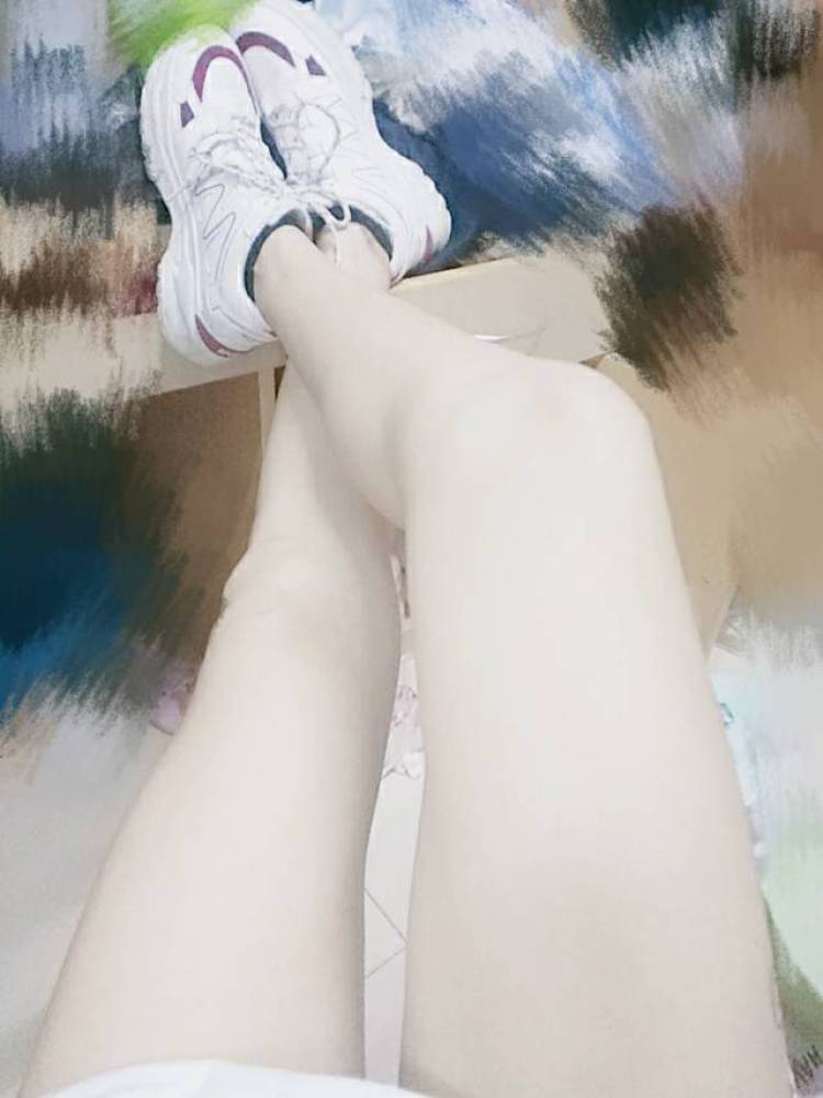 出-江苏省·徐州市·丰县-抖音,微博-99年,女,160cm,88斤,买家秀都接,譬如饰品,💄, 包包,鞋子诸如此类,会修图P图
