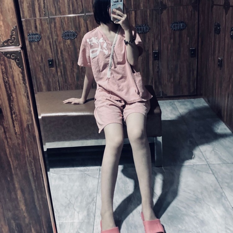 李菁菁-黑龙江省·佳木斯市·富锦市-快手 -女孩子,服装化妆品生活用品都可以,会p图,力所能及的都能做到