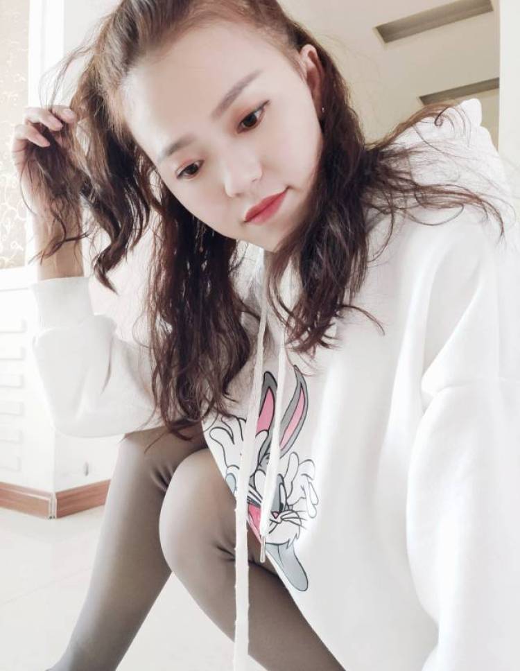丹丹-山西省·运城市·垣曲县-朋友圈,淘宝-接网拍单,爱拍照,可以拍视频