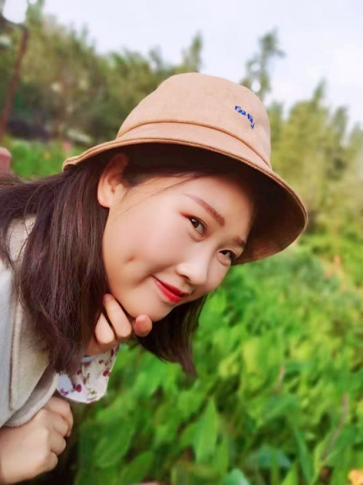 柚夏-重庆市·重庆市·南岸区-抖音 快手 -就是很舒服的生活照,
