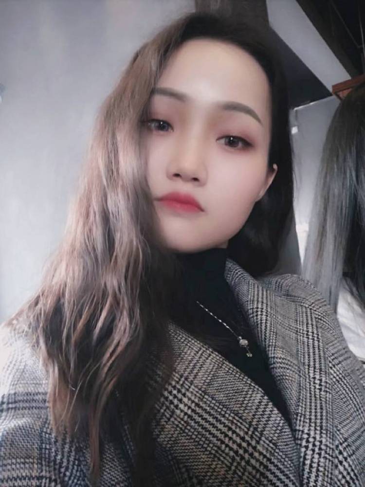 姓傅-重庆市·重庆市·九龙坡区-微博,***-爱拍照,爱搭配,喜欢闲暇时到处走走,美术专业出身,从事相关行业。网拍,买家秀,找我。