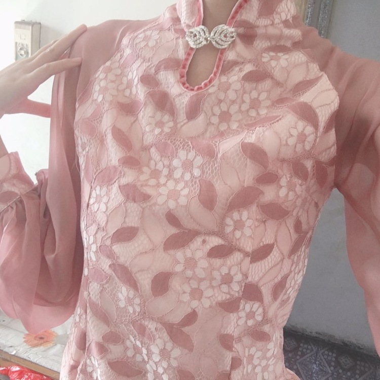 H.-安徽省·淮北市·濉溪县--刚收到的两件旗袍，第一次拍……