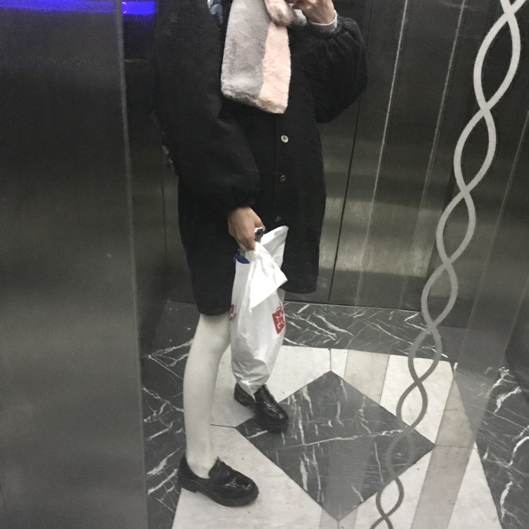 睡懒觉-广东省·佛山市·南海区-微博:菊栀 -接网拍d 滤镜p图后期都会
这些是日常随便拍的 没有滤镜