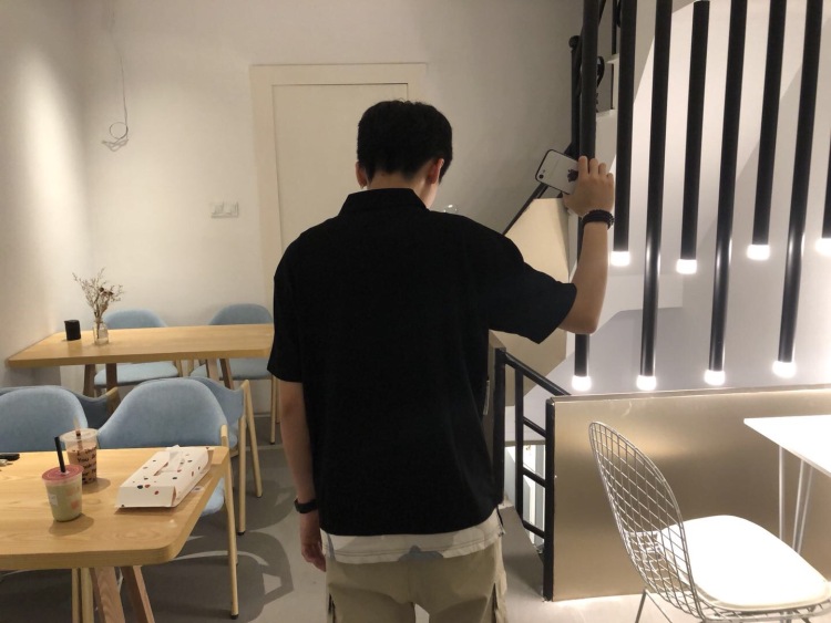 酷盖💚-广东省·揭阳市·榕城区-抖音-需要男模的可以找我。服装拍摄