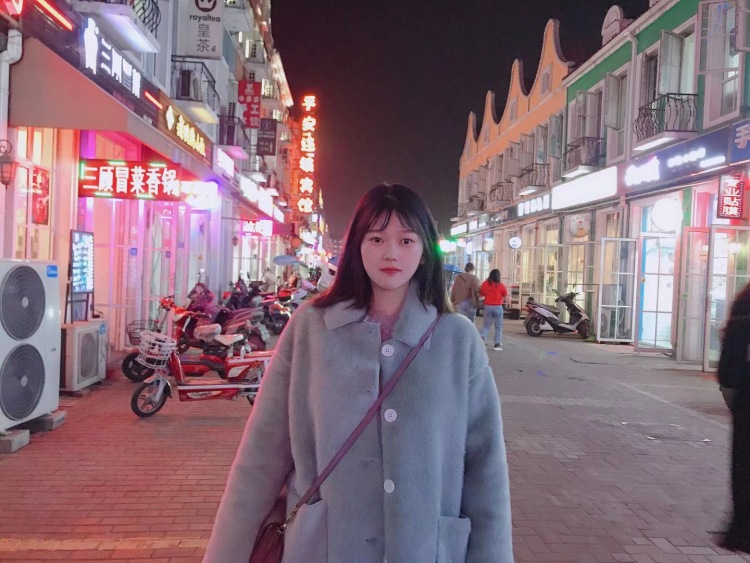 仇仇q-江苏省·南通市·港闸区-抖音 朋友圈 微博-喜欢拍照会p图,接寄拍买家秀