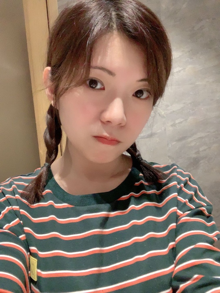Miss蕾小姐-北京市·北京市·顺义区--长相甜美,适合各类潮流女装,饰品,包包买家秀。有一定的文案策划功底