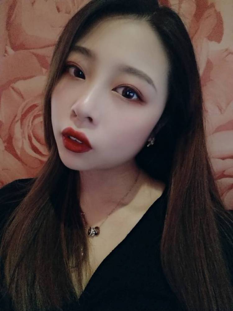 SSssolo🌙-浙江省·杭州市·江干区-抖音,朋友圈,微博-新人请多多指教 接淘宝买家秀 ***推广等等 私聊详细 蟹蟹