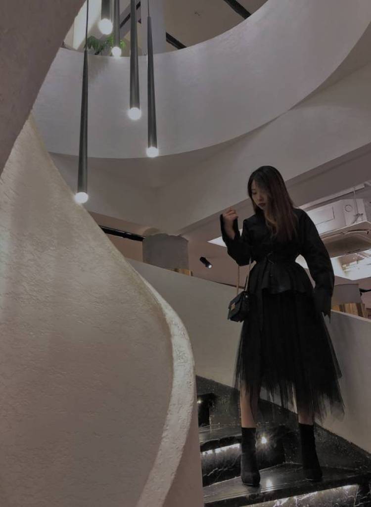 SSssolo🌙-浙江省·杭州市·江干区-抖音,朋友圈,微博-新人请多多指教 接淘宝买家秀 ***推广等等 私聊详细 蟹蟹