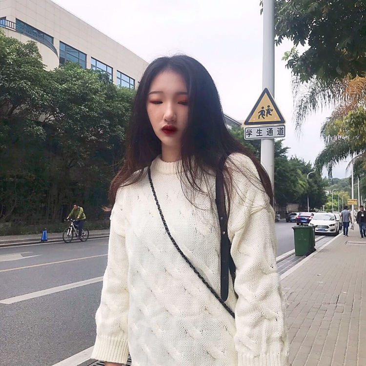婷ting-福建省·福州市·连江县-快手，抖音-最近新到的毛衣 还不错 网拍可以找我哦