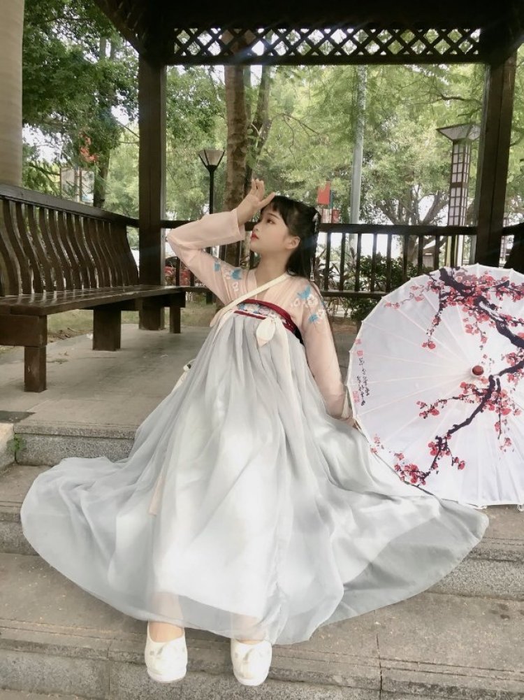 网瘾学姐-广东省·东莞市·长安镇-抖音-拍照学生价格低治疗好