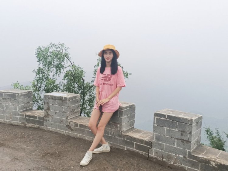 奀妹-河南省·郑州市·惠济区-抖音微博知乎朋友圈-买家秀 文案笔记软文种草 会拍照会p图会搭配衣服✌