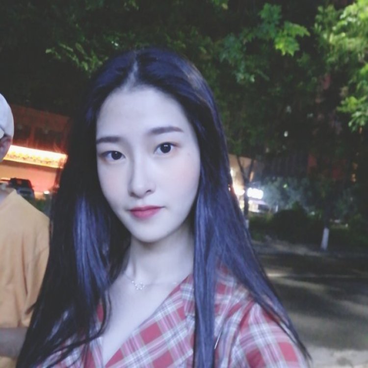 奀妹-河南省·郑州市·惠济区-抖音微博知乎朋友圈-买家秀 文案笔记软文种草 会拍照会p图会搭配衣服✌