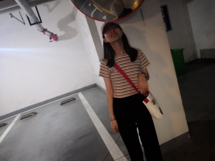 奀妹-河南省·郑州市·惠济区-抖音微博知乎朋友圈-买家秀 文案笔记软文种草 会拍照会p图会搭配衣服✌