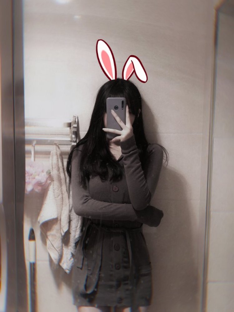 倩倩🐷.-重庆市·重庆市·渝北区-快手-就平时喜欢拍照图啥的,接寄拍,买家秀等