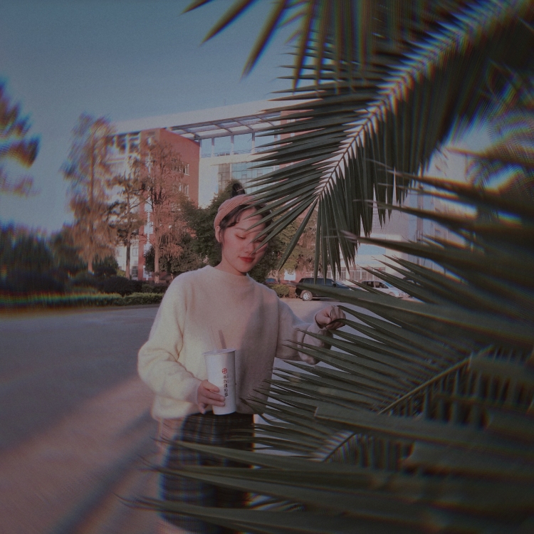 小宝??-湖南省·长沙市·芙蓉区--本人性格开朗,活泼。