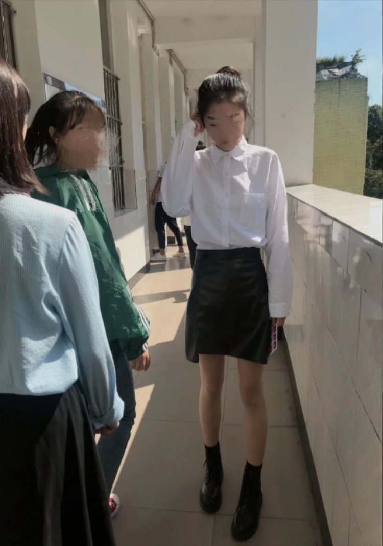 蔡顺宇👅-四川省·宜宾市·宜宾县--喜欢拍照 批图 听歌