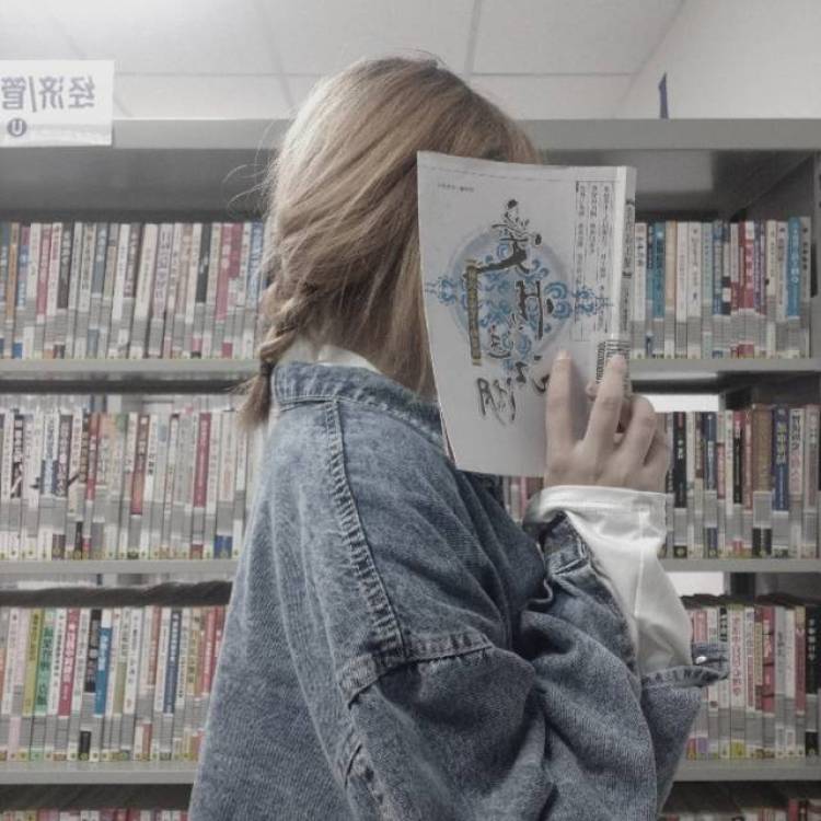 七七-重庆市·重庆市·沙坪坝区-快手-小清新啦 不过可以尝试各种各样的