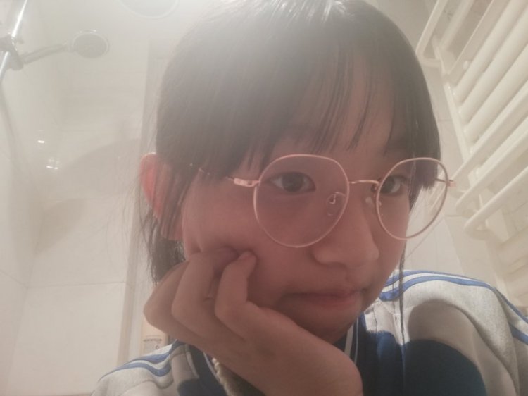 盖世小可爱-河南省·南阳市·卧龙区-抖音快手-可以在快手推广,自拍也OK,有一定的粉丝