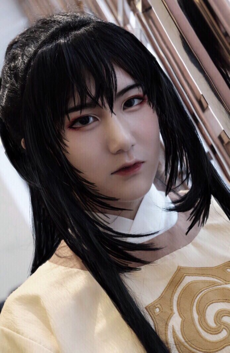 JsR-上海市·上海市·黄浦区-抖音,朋友圈-学生党,身高167,体重95左右 可寄拍送拍,日常服,lolita,汉服,cos服,男装皆可