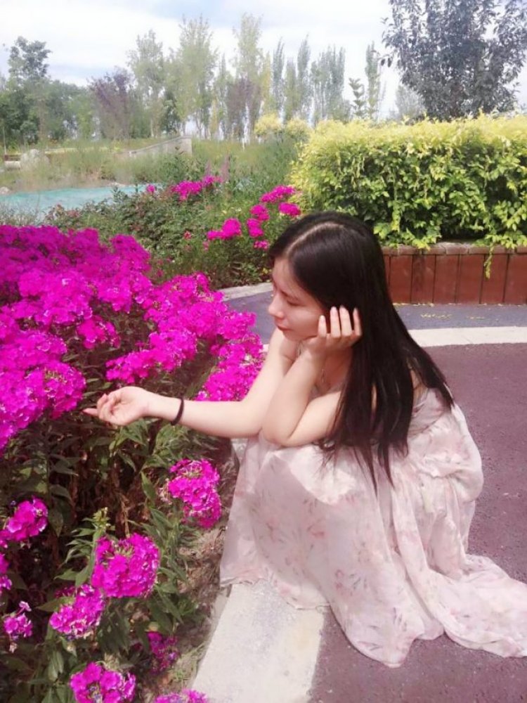森卉梨佳-新疆维吾尔自治区·巴音郭楞蒙古自治州·库尔勒市-山奈-可接网拍,摆拍,买家秀,首饰耳环衣服裙子汉服都可拍,费用协商,主要是兴趣爱好,喜欢拍照,可以修图,支持寄拍,在线接单,诚信合作哦!