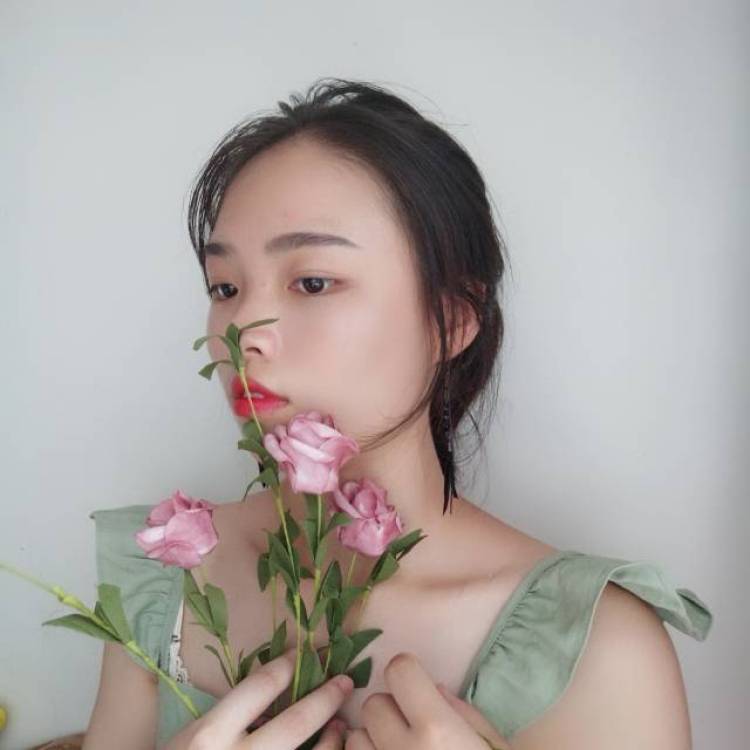 半颗冰糖草莓💕-广东省·深圳市·宝安区--接受网拍:衣服、帽子、鞋子都可以。