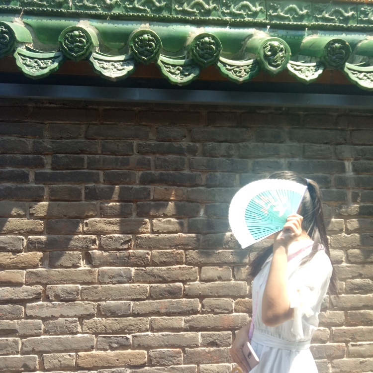 代代代-吉林省·吉林市·丰满区-抖音微博-都可以 学生党一枚 可以接包包饰品衣服鞋子裤子等,