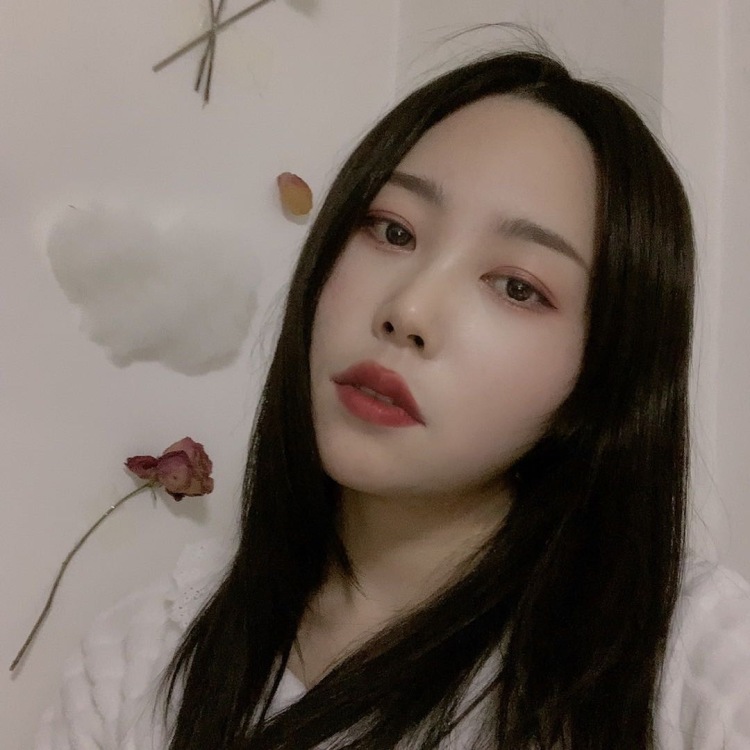 梦露.-辽宁省·沈阳市·沈河区-***,朋友圈,淘宝-买家秀,接拍摄,会化妆,会造型,会修图,可根据要求完成拍摄内容