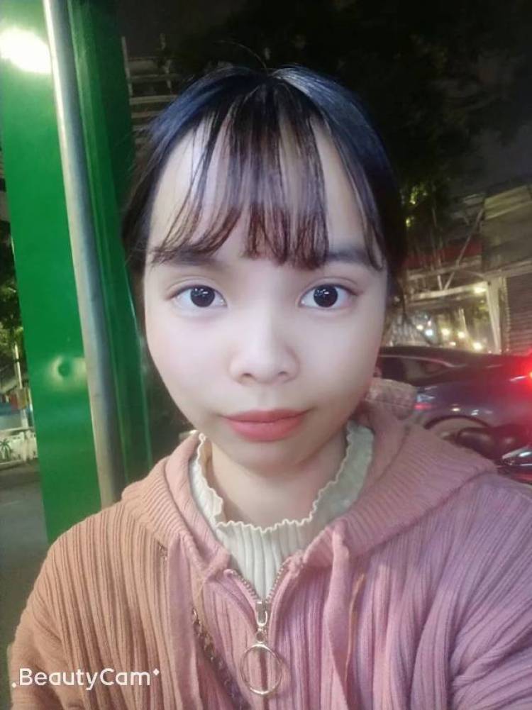 黄小姐-广西壮族自治区·南宁市·兴宁区--本人爱拍照,做过多年网拍,可***推