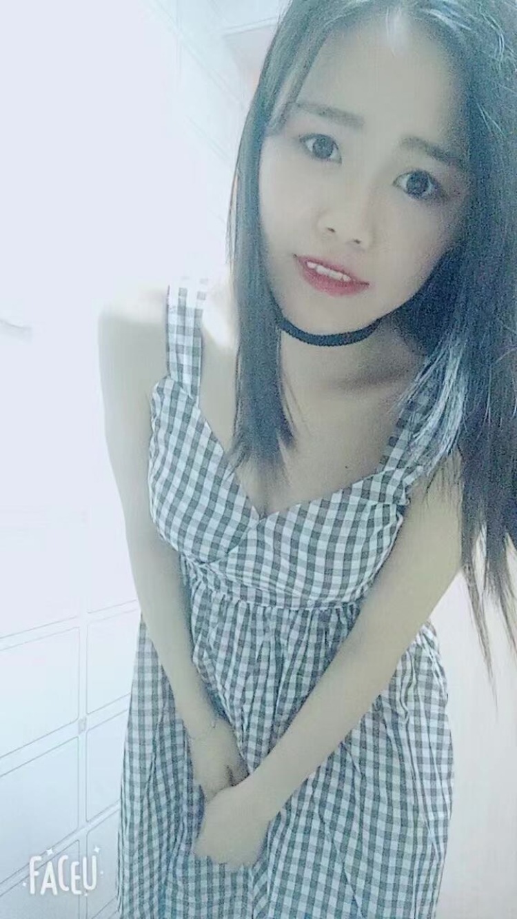 够钟🖤-四川省·绵阳市·涪城区-抖音,微博,快手,朋友圈-买家秀,回p图,有经验,工作认真负责。需要的电商请给我发合作邀请。