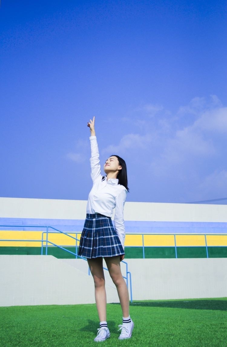 够钟🖤-四川省·绵阳市·涪城区-抖音,微博,快手,朋友圈-买家秀,回p图,有经验,工作认真负责。需要的电商请给我发合作邀请。