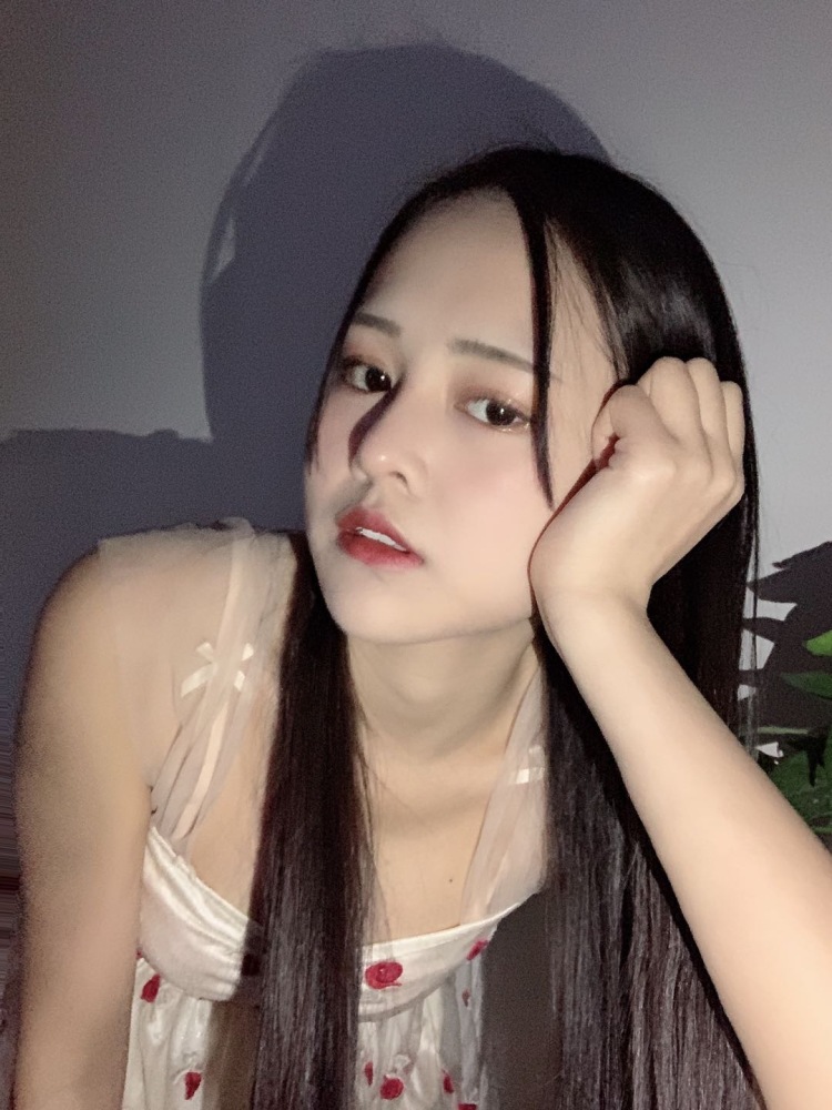 够钟🖤-四川省·绵阳市·涪城区-抖音,微博,快手,朋友圈-买家秀,回p图,有经验,工作认真负责。需要的电商请给我发合作邀请。