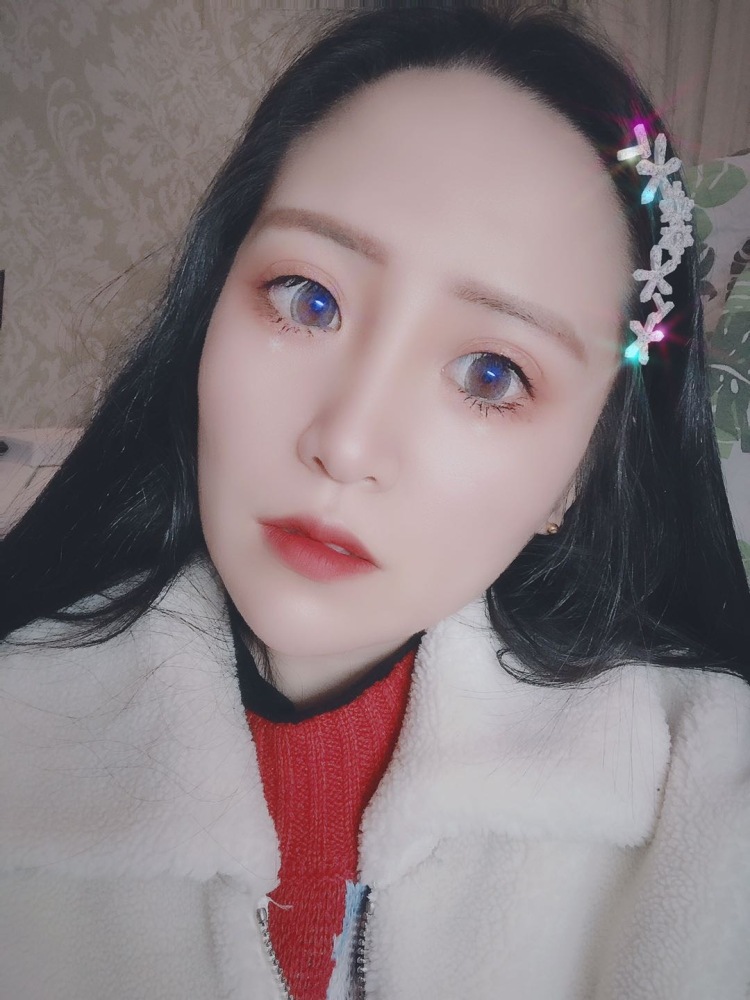 ʚ🖤ɞ-河南省·郑州市·管城回族区-火山,抖音,快手,歪歪,微信-买家秀,虽然没有直播带货过,但是抖音直播间已经开通了直播带货功能,抖音粉丝978是和火山粉丝合并一起的粉丝数量,之前做的娱乐主播,在歪歪做了七八年了,想转行做直播带货提升一下自己得能力