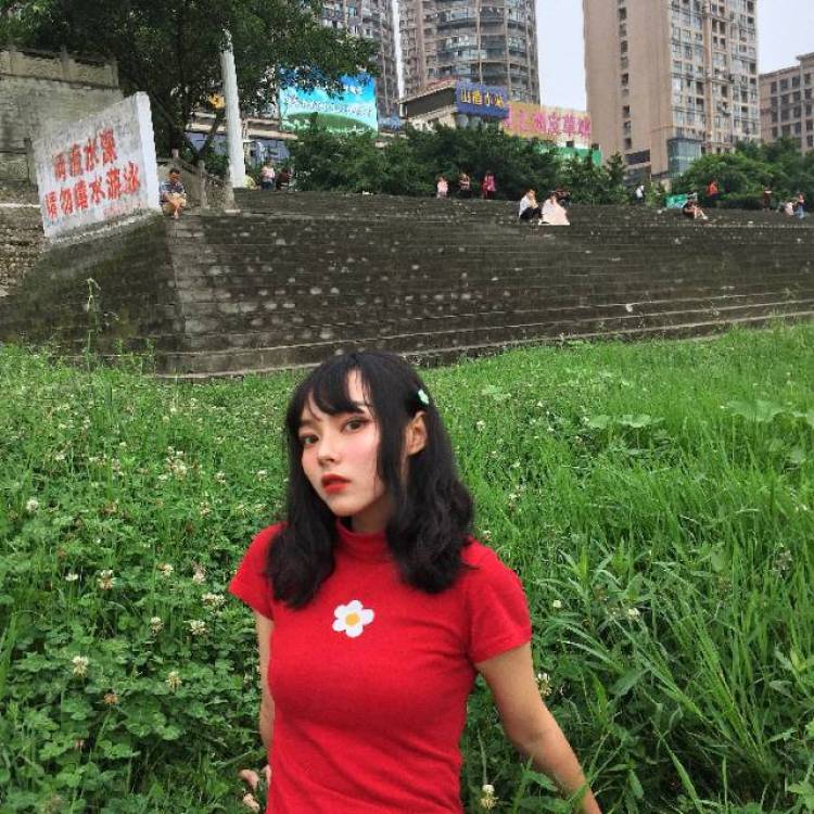 Disheartened-四川省·广安市·广安区-抖音 快手-会拍照会批图,身高158 体重88 会酷酷的风格也可以可爱性感的风格,卖家秀和成品秀都可以 找我