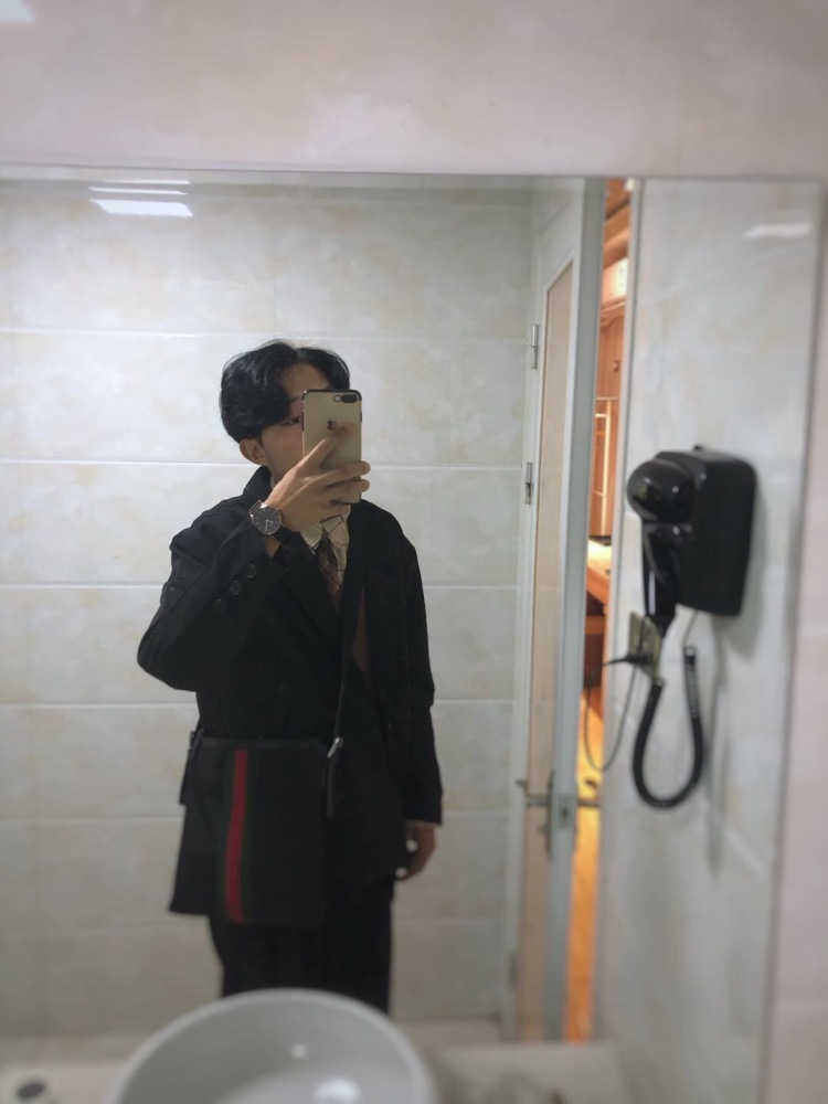 谢雨峰-陕西省·安康市·汉阴县--小白一枚。 求关照。