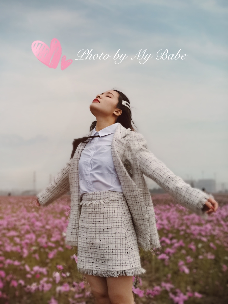 Lydia清醒会儿-上海市·上海市·徐汇区-朋友圈 微博-身高155 体重86 喜欢拍照,本职设计师,审美能力高,会拍照,懂修图,可寄拍买家秀,大家快来合作呀!