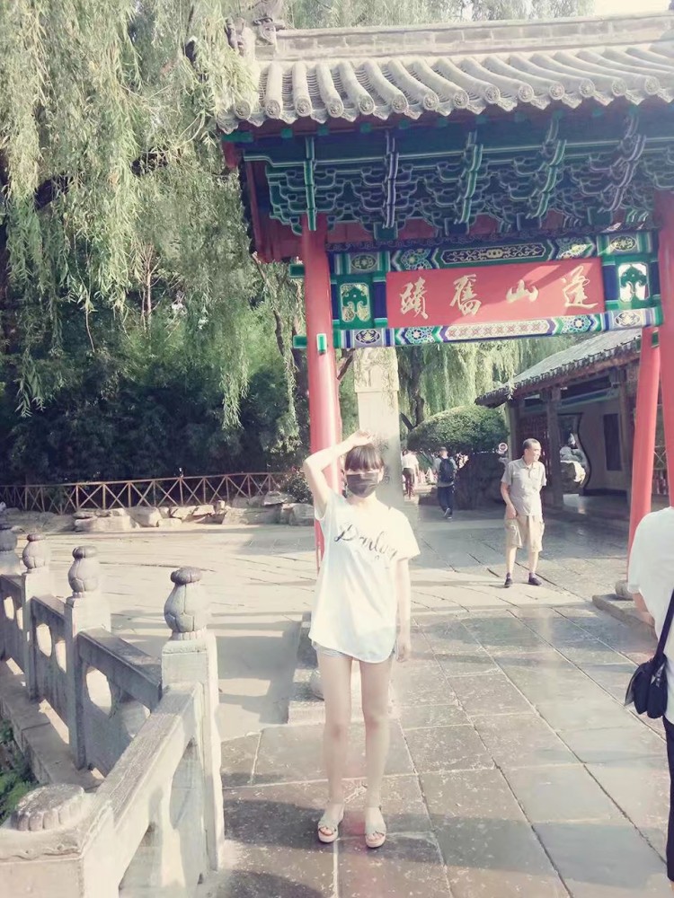瑭婼-山东省·威海市·环翠区-朋友圈-寄拍,买家秀,模特(暂不露脸)