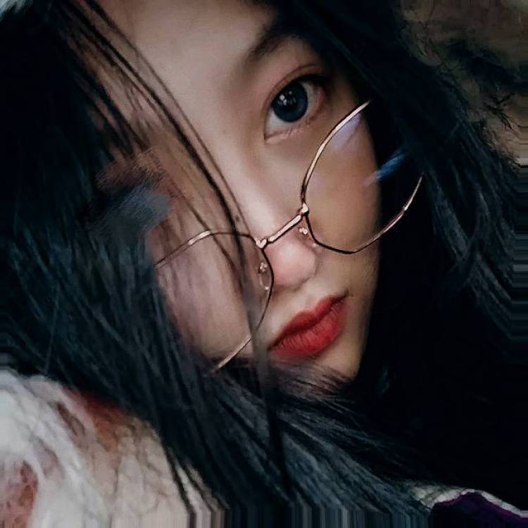 🌱Nice晨晨宝贝👑-贵州省·贵阳市·南明区--平时喜欢拍照,经常帮朋友拍照,会p图,会化妆,适合各种风格 找我不会让您亏 谢谢