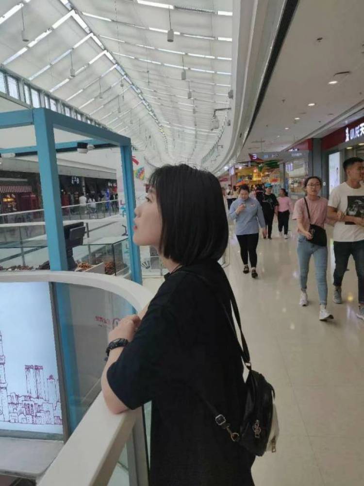 好名字可以让朋友更容易记住我-黑龙江省·黑河市·嫩江县-快手-担任过主持人,网拍,会ps