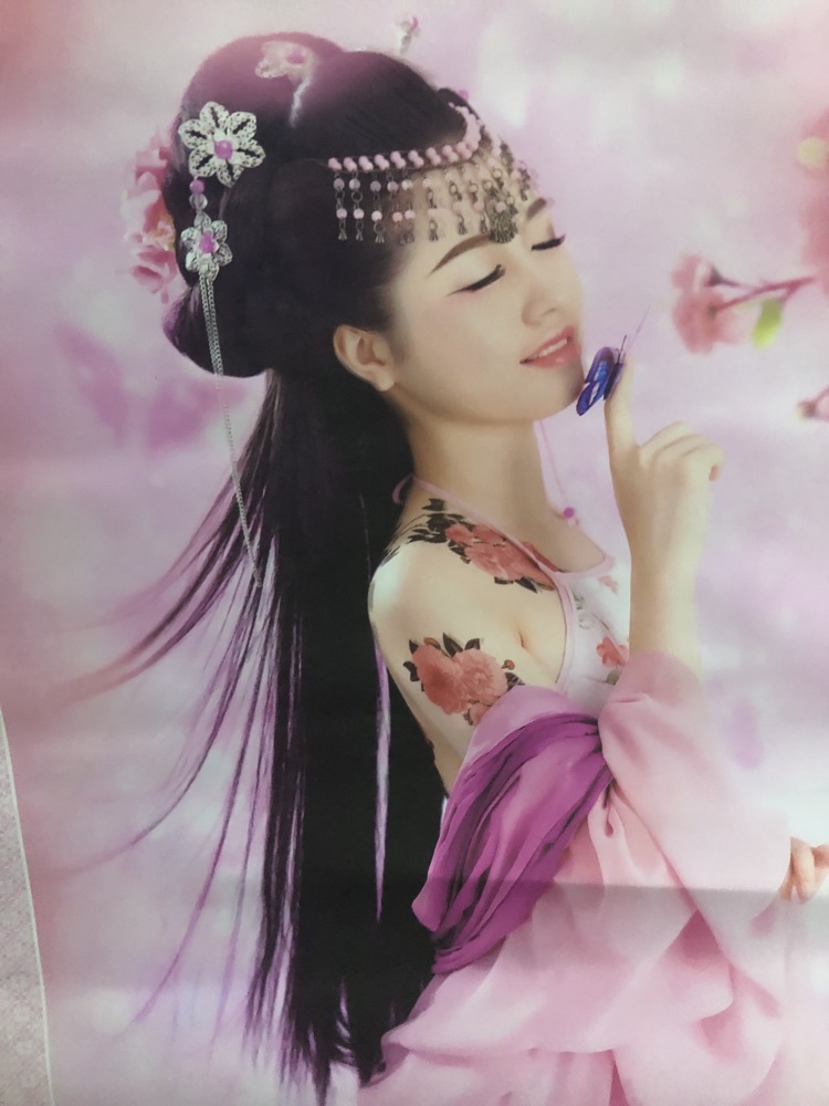 Belle-上海市·上海市·静安区--可接服装美妆,首饰类拍摄。